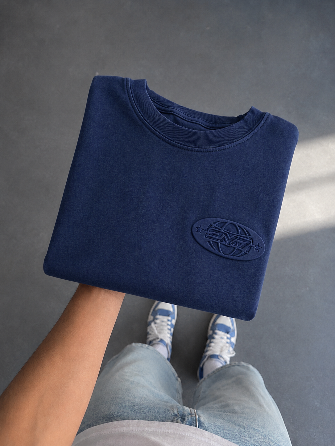 T-Shirt (Blue-Washed) UNISEX